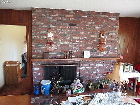 3rd image of 6933 SE Catalina Ln
