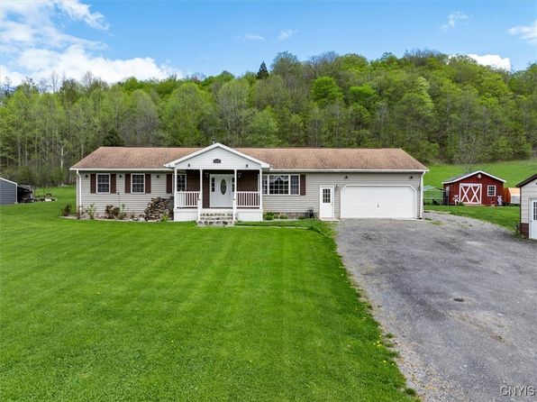 6840 Creek Rd, Oneida, NY 13421