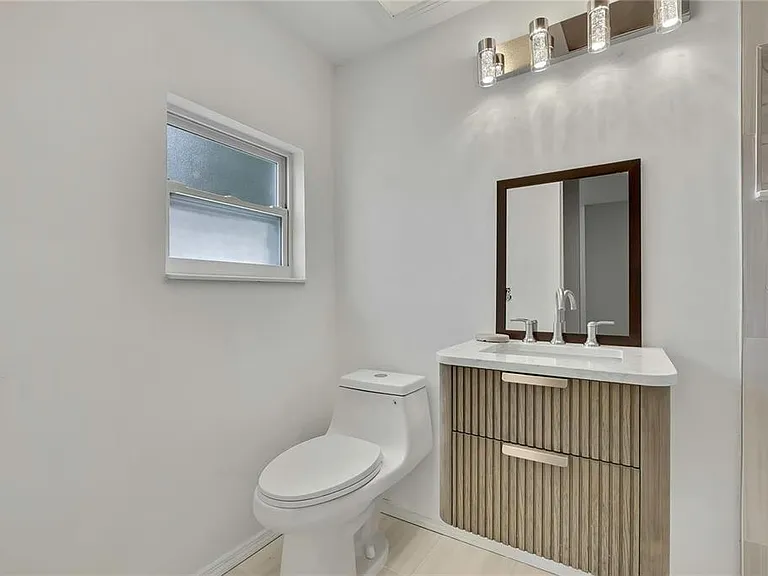 8424 Stillbrook Ave — Photo 23