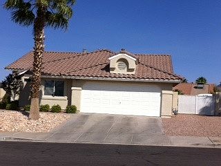 Home Front with side RV parking
