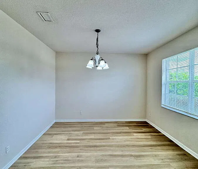 530 Kilgour Ave S — Photo 17