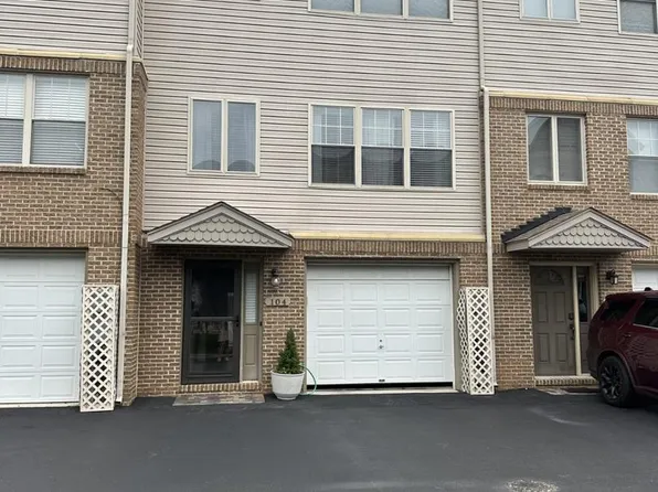 104 Daybreak Dr, Cumberland, MD 21502
