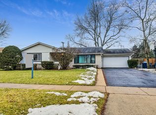 205 Leahy Cir S, Des Plaines, IL