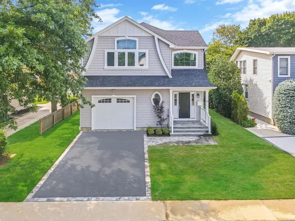 40 Jefferson Avenue, Rockville Centre, NY 11570