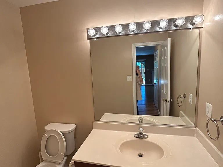 112 Longpoint Way — Photo 12