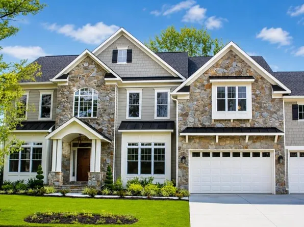 9311 Talisman Dr, Vienna, VA 22182
