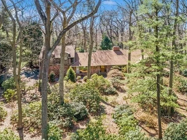 18 Linden Lane, Muttontown, NY 11732