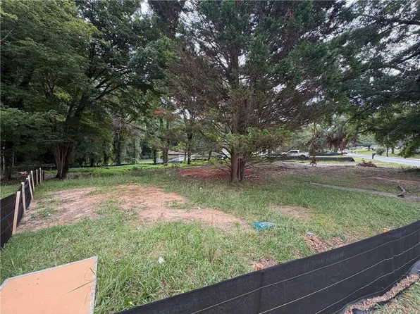 2108 Fairburn Rd SW #6, Atlanta, GA 30331