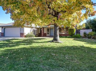 2749 Crystal Tree Dr, Redding, CA 96001