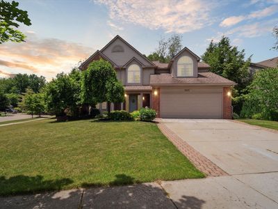 5401 Wentworth Dr, Commerce Township, MI, 48382