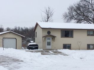 875 3rd St N, Dassel, MN 55325