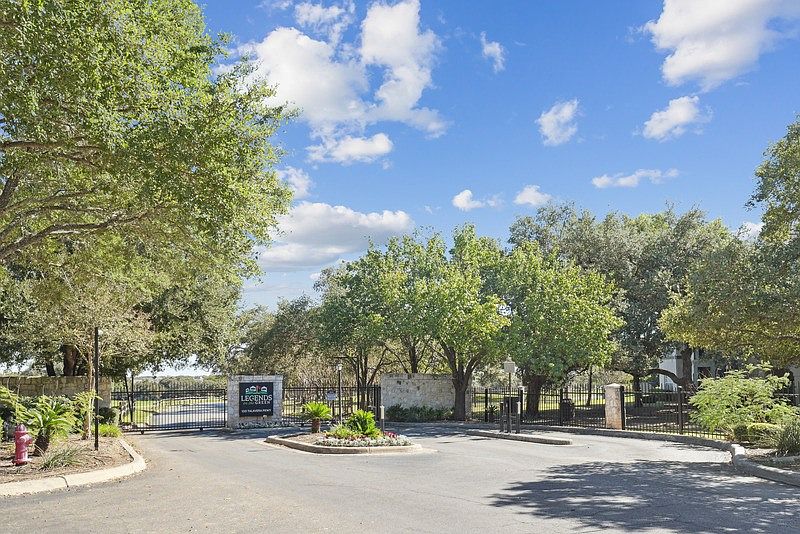 Legends on the Green Apartments, San Antonio, Texas