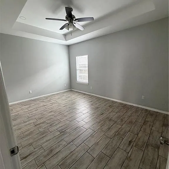 1403 W Heritage Dr #4 — Photo 3