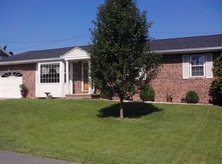 2307 Nolan Dr, Flatwoods, KY 41139