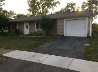 5538 W Celebrity Cir, Hanover Park, IL 60133