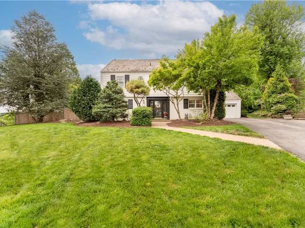 244 Capitol Dr, Pittsburgh, PA 15236