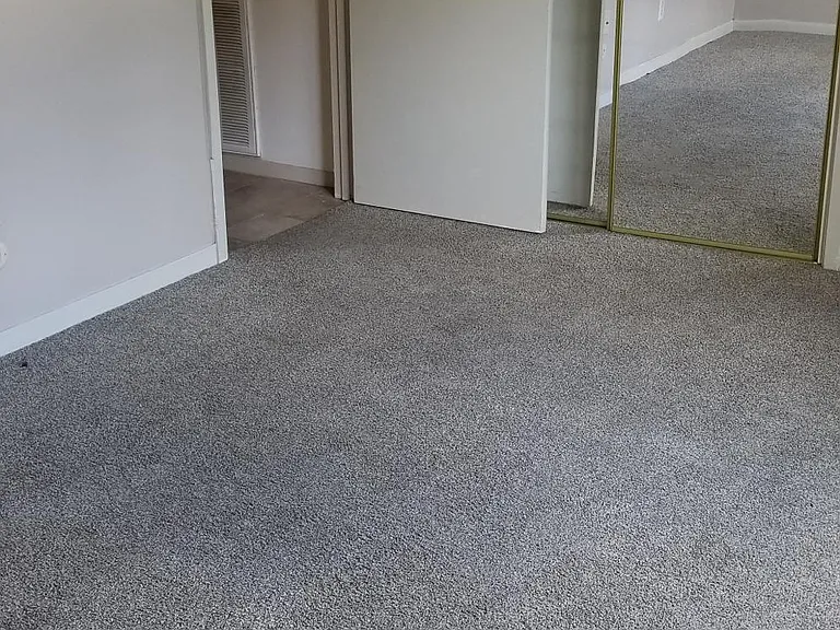 518 Walnut St — Photo 14