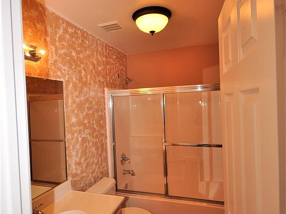 4th image of 8951 Honeysuckle Ave