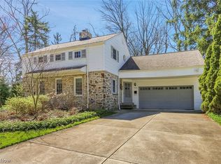 1876 Langerdale Rd, Cleveland, OH 44121