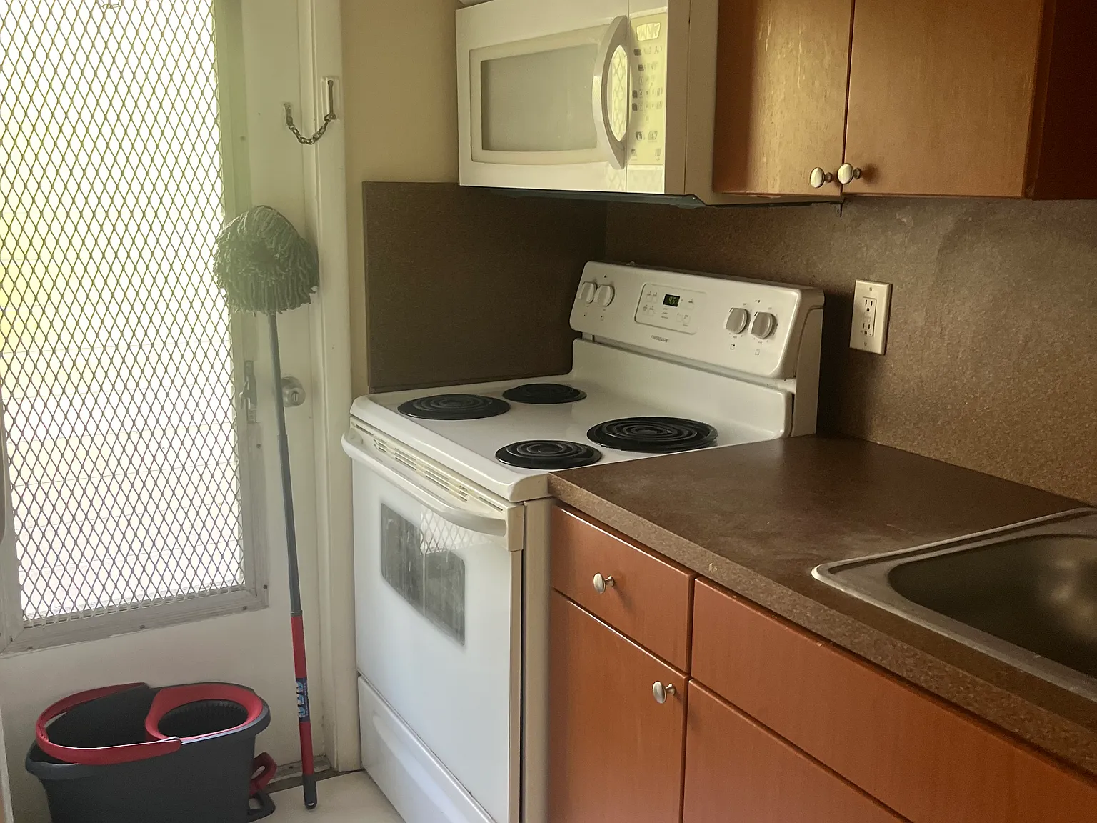 1 bed, 675 sqft, $1,650 — Photo 4