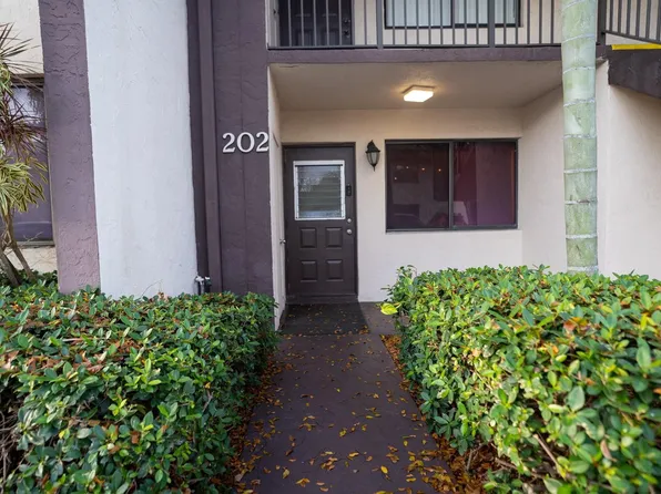 202 E Laurel Drive #1202, Margate, FL 33063