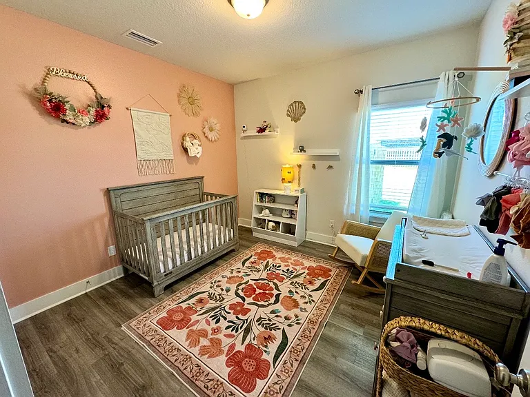 1048 Pheasant Cir — Photo 8