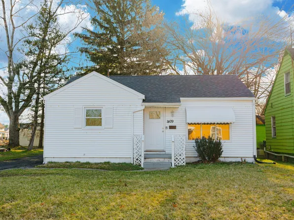 1409 Adelaide Ave SE, Warren, OH 44484