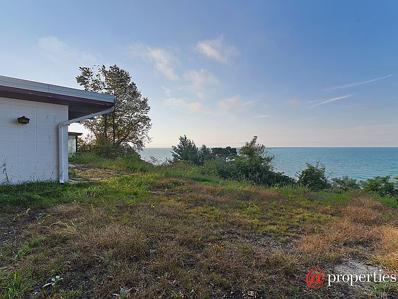 North-West View from Side Yard