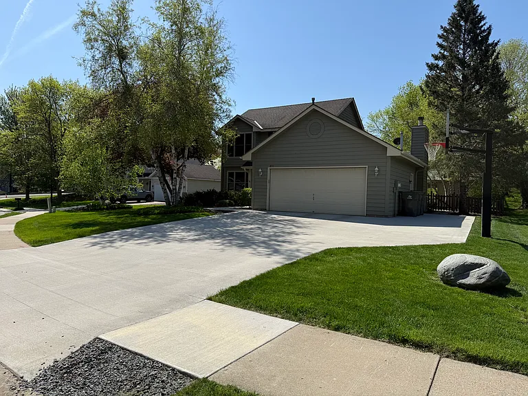 851 Saddlebrook Pass — Photo 1