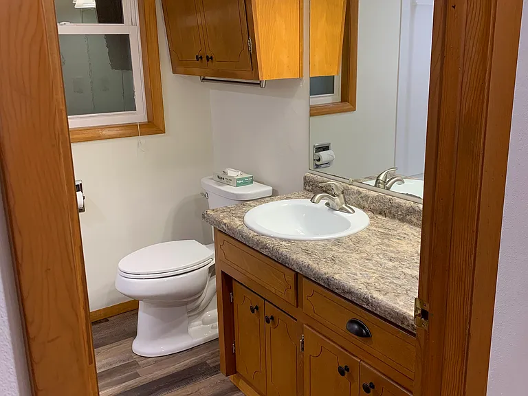 1531 Buffalo St — Photo 10