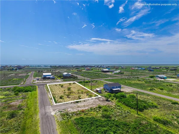 138-141 W Glen Oak Ln, Rockport, TX 78382