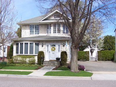 52 Jackson Ave, Mineola, NY, 11501