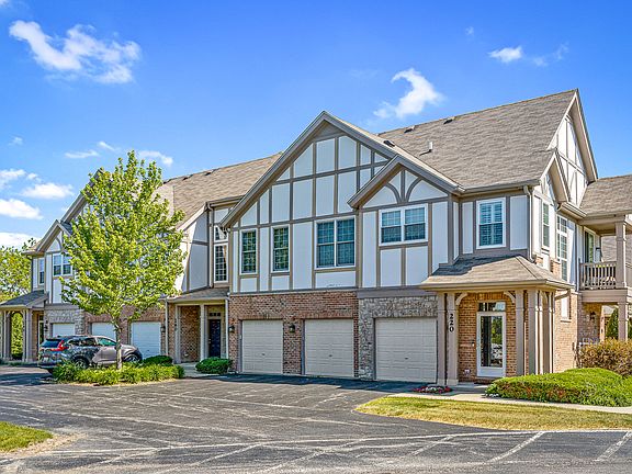 3rd image of 210 Rosehall Dr Unit 260