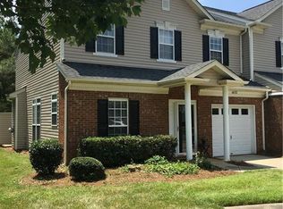 4615 Kingsland Ct, Charlotte, NC 28269