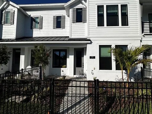 7225 Sutton Ln, Sarasota, FL 34240