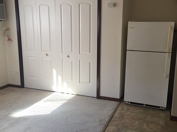 3rd image of 904 N Berwick Blvd
