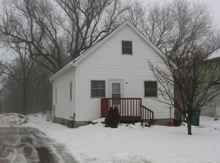 904 Q Ave, Milford, IA 51351