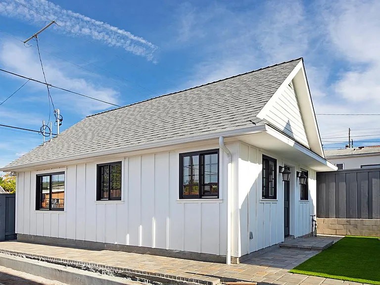 2056 Julian Ave — Photo 21