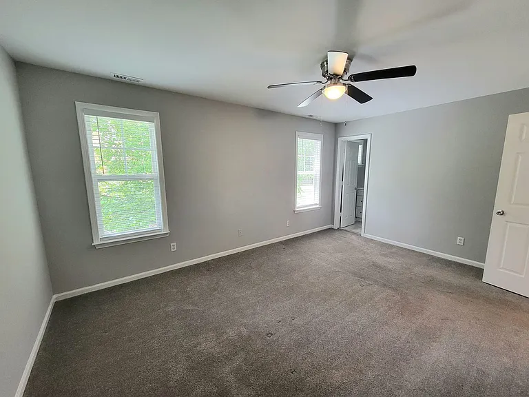 14910 Scothurst Ln — Photo 12