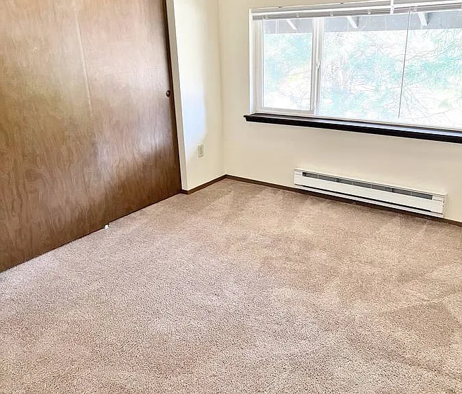 Westlakes Apartments — Photo 15