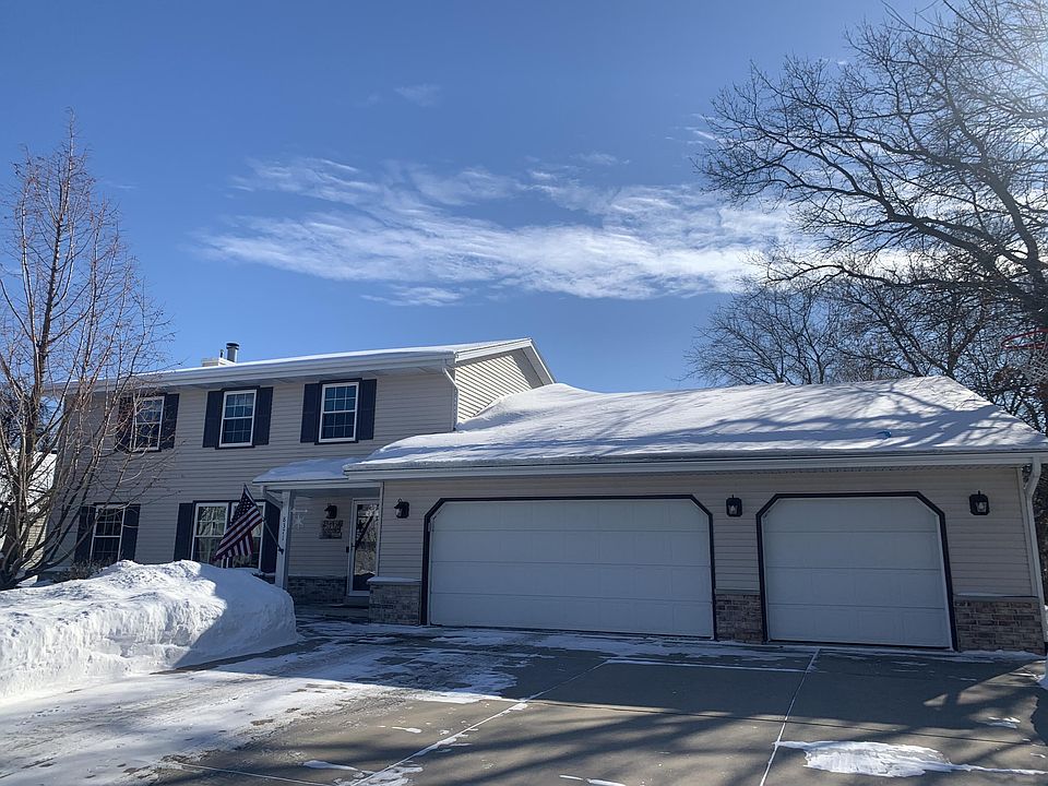 1st image of 8371 W Hillsdale Dr