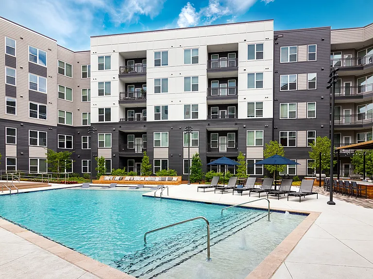 Bellamy Executive Park — Photo 17