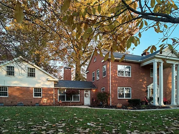 100 Maple Shade Dr, Marietta, OH 45750