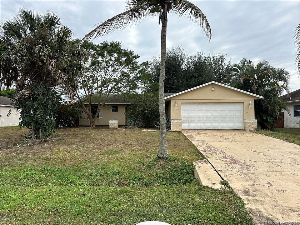 1st image of 1664 SW Paar Dr