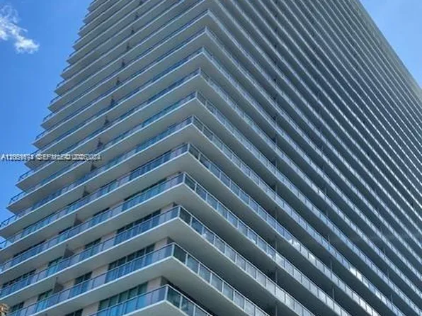 79 SW 12th St APT 1702, Miami, FL 33130