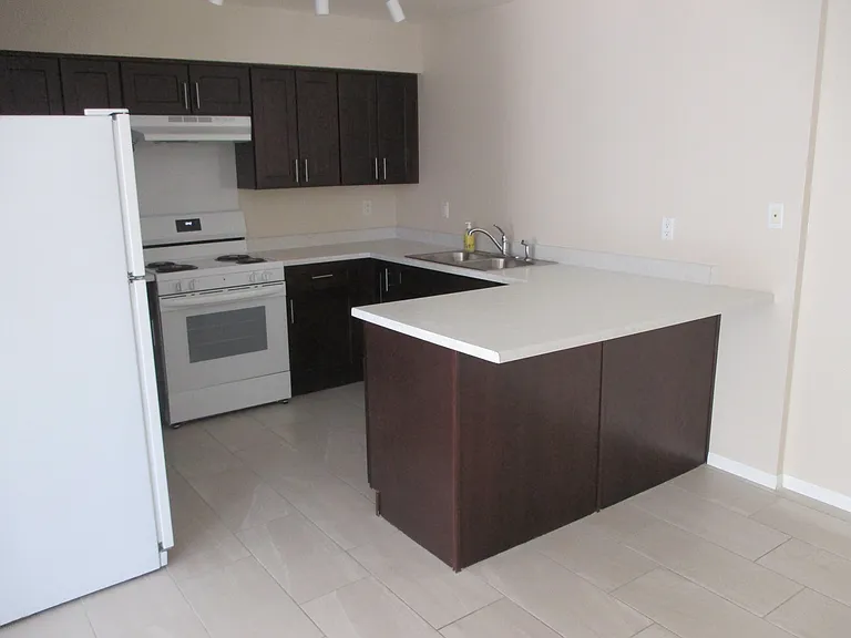 3327 E Calypso Ave — Photo 4
