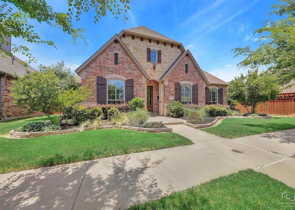 1st image of 1112 Damsel Caitlyn Dr