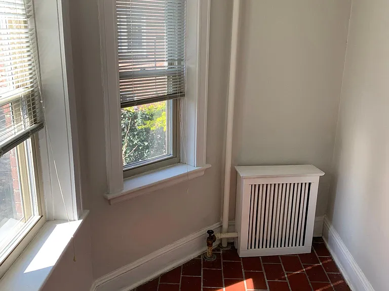 52 Garden St #7 — Photo 9