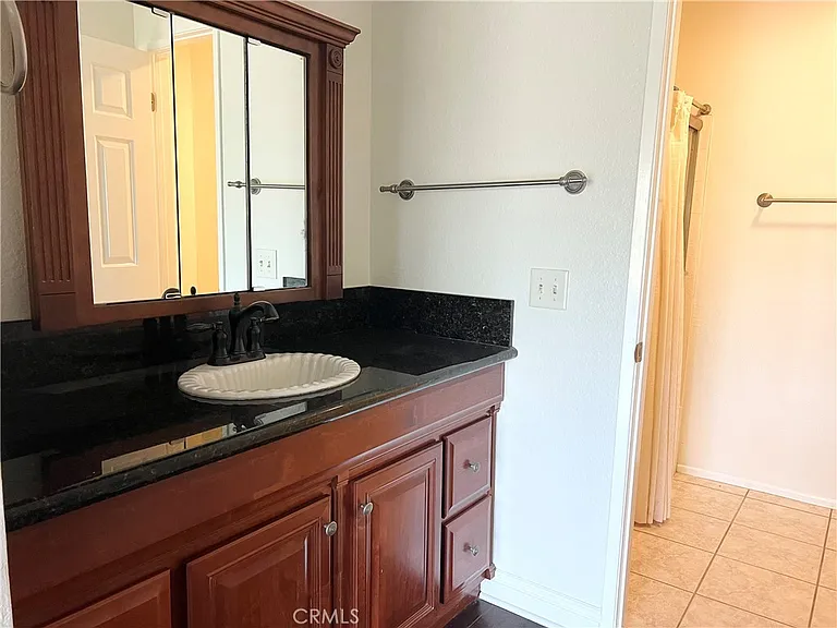 28084 Saint Kitts — Photo 28