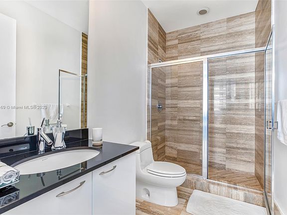 5th image of 15811 Collins Ave APT 3202